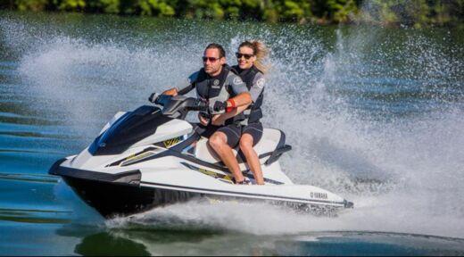 jet-ski-yamaha-vx-cruiser-115hp02